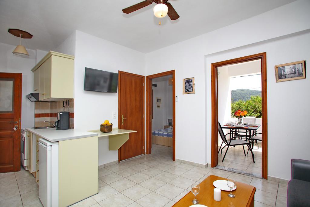 Giasemi Apartments Skopelos Exterior foto